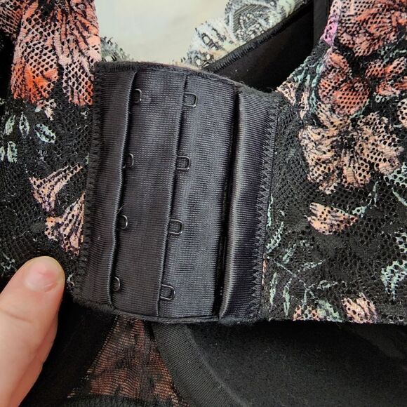 44DD Lace Wireless Bra Lingerie Boudior Lightly Lined Lace Back Smoothing Floral - Picture 5 of 7